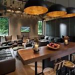 - Hotel, Conference & 4* Sopot