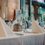 - Hotel, Conference & Sopot