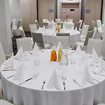 - Hotel, Conference & 4* Sopot