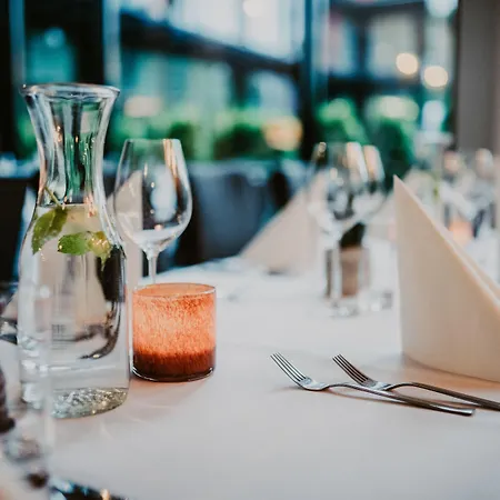 Hotel - Hotel, Conference & 4*