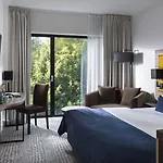 - Hotel, Conference & 4* Sopot