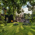 - Hotel, Conference & Hotel Sopot