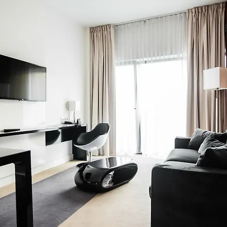 - Hotel, Conference & Szálloda Sopot