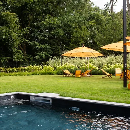 - Hotel, Conference & Sopot