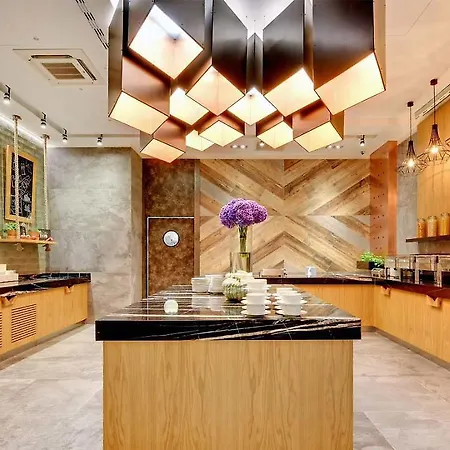 Szálloda - Hotel, Conference & 4*