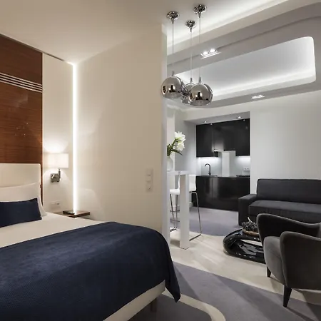 - Hotel, Conference & 4* Sopot