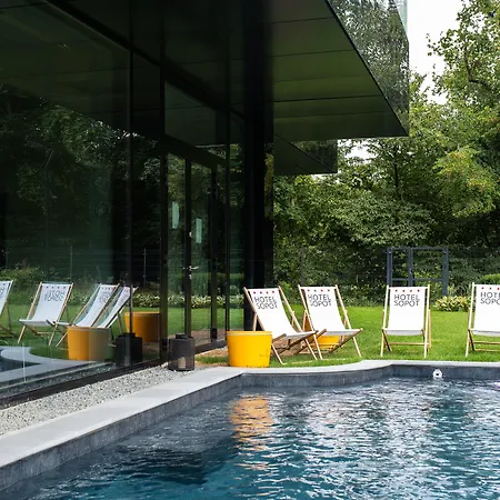 호텔 - Hotel, Conference & 4*