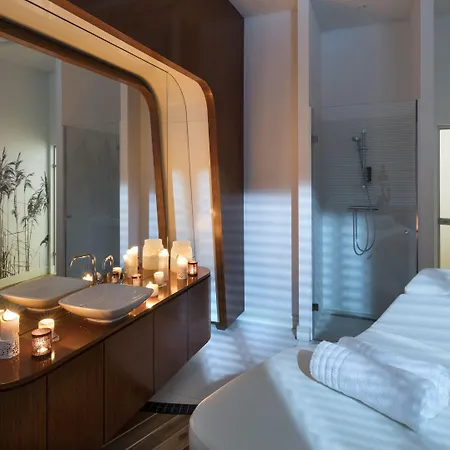 - Hotel, Conference & 4* 소포트