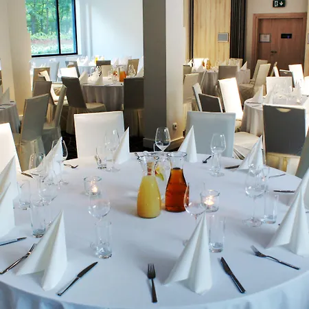 - Hotel, Conference & 호텔