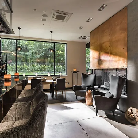 - Hotel, Conference & 酒店 索波特