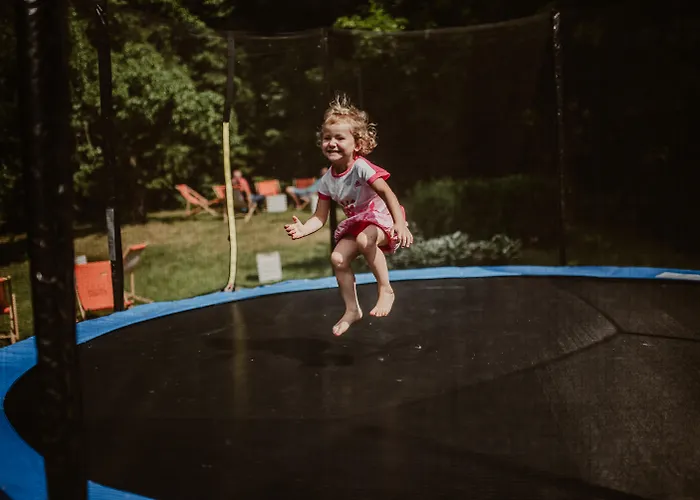 - Hotel, Conference & Hotel 4*