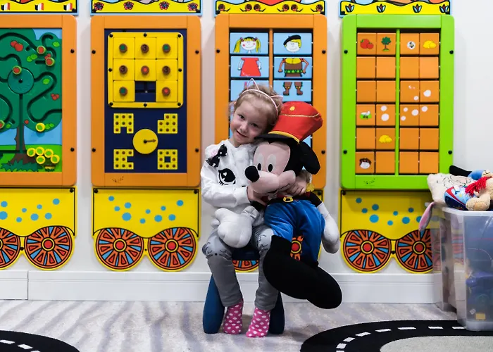 - Hotel, Conference & Hotel 4*