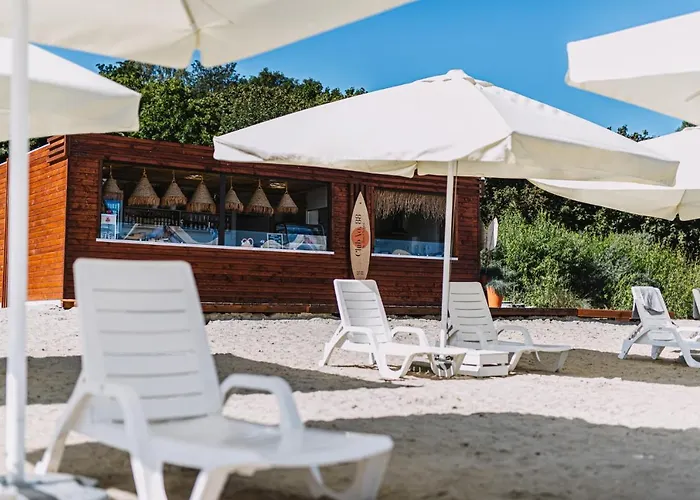 - Hotel, Conference & Hotell