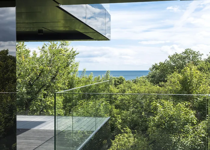 - Hotel, Conference & Sopot