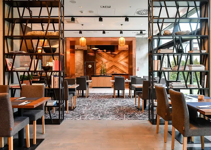 - Hotel, Conference & Hotel Sopot